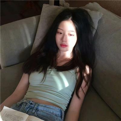 美丽笨女人